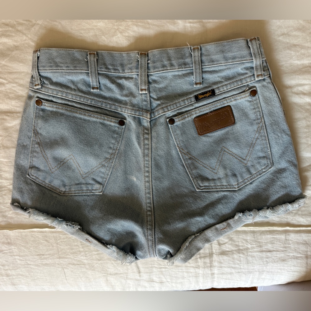 Wrangler light wash denim shorts